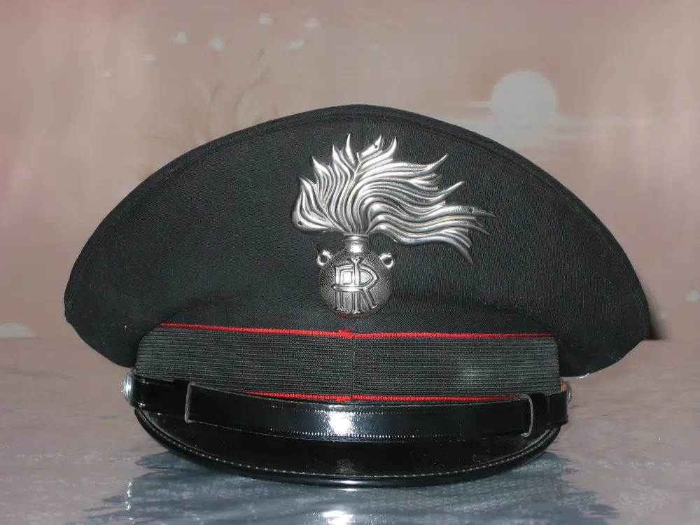 意大利宪兵队的制式帽