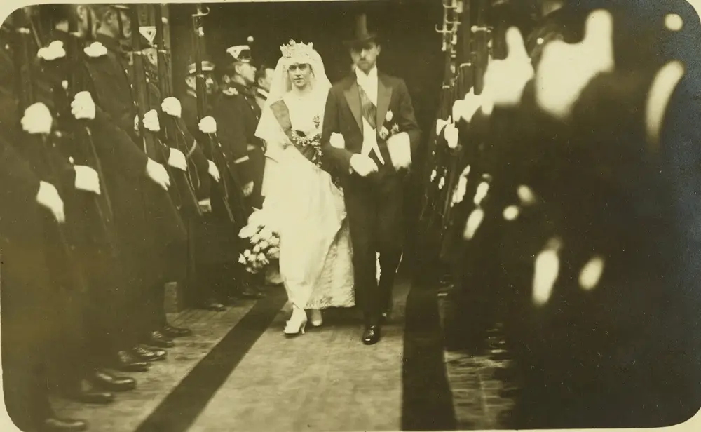 1919 年，夏洛特与波旁-帕尔马的费利克斯亲王成婚