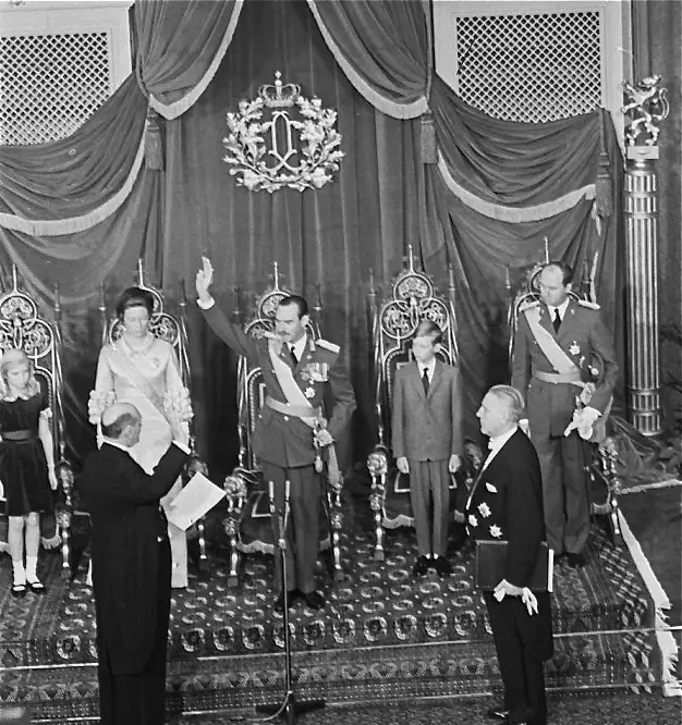 1964 年 11 月 12 日让大公宣誓登基