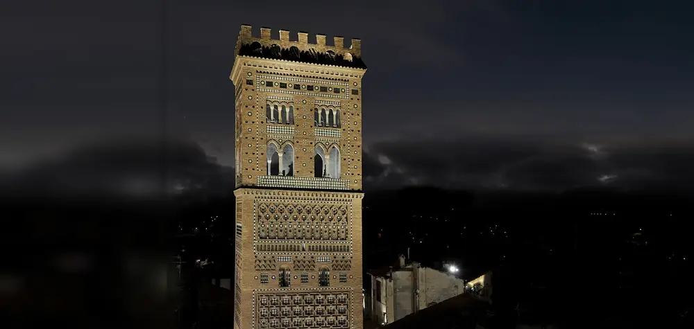 特鲁埃尔的救世主塔（Torre de El Salvador）