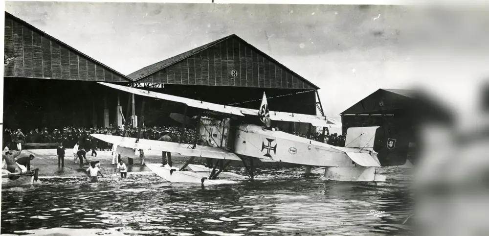 1922年抵达里约的 Santa Cruz 号