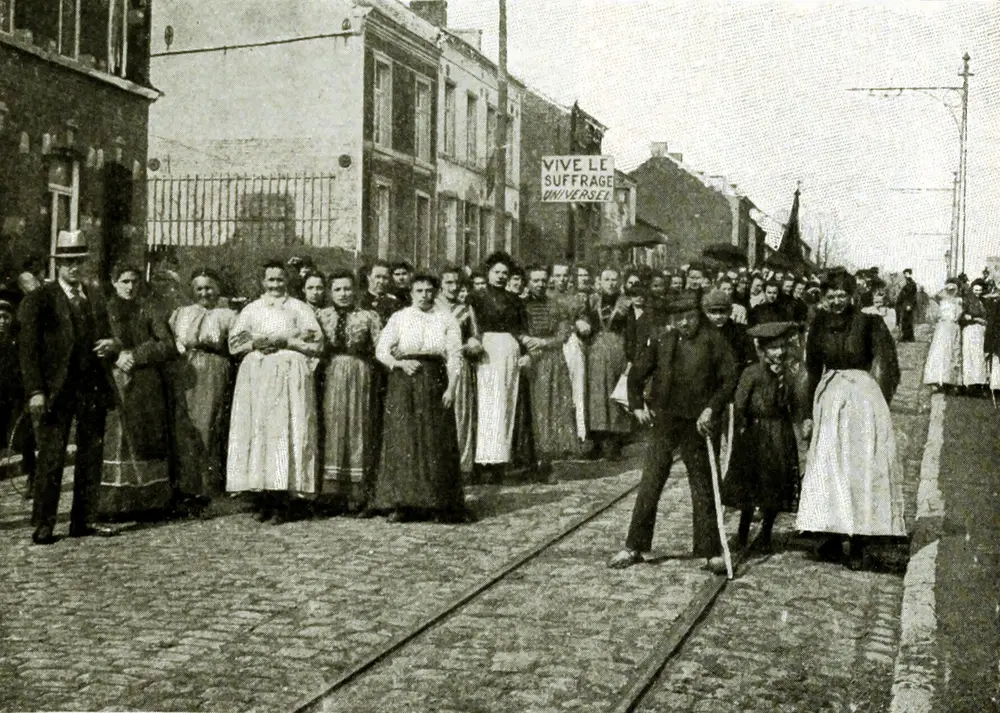 1902年若利蒙妇女争取普选的集会