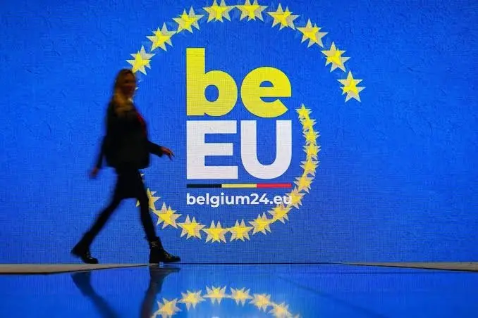 2024年比利时担任欧盟理事会轮值主席国的标志“beEU”